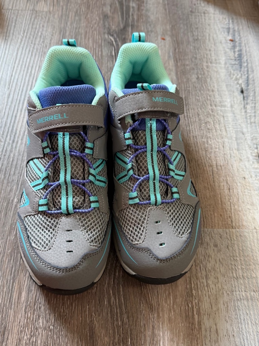 Merrell Unisex-Child Trail Chaser Hiking Sneaker KID size 6 medium